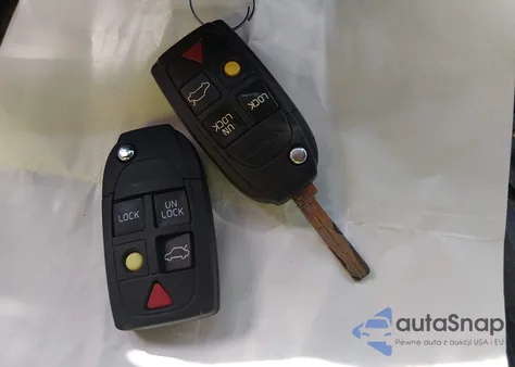 2006 Volvo V70 R z USA, uszkodzony, nr VIN YV1SJ527X62558443